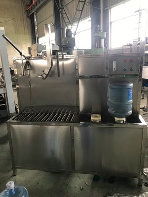 High quality semi-automatic 80BPH Mineral Water SS304 5 Gallon bottle Filling Machine